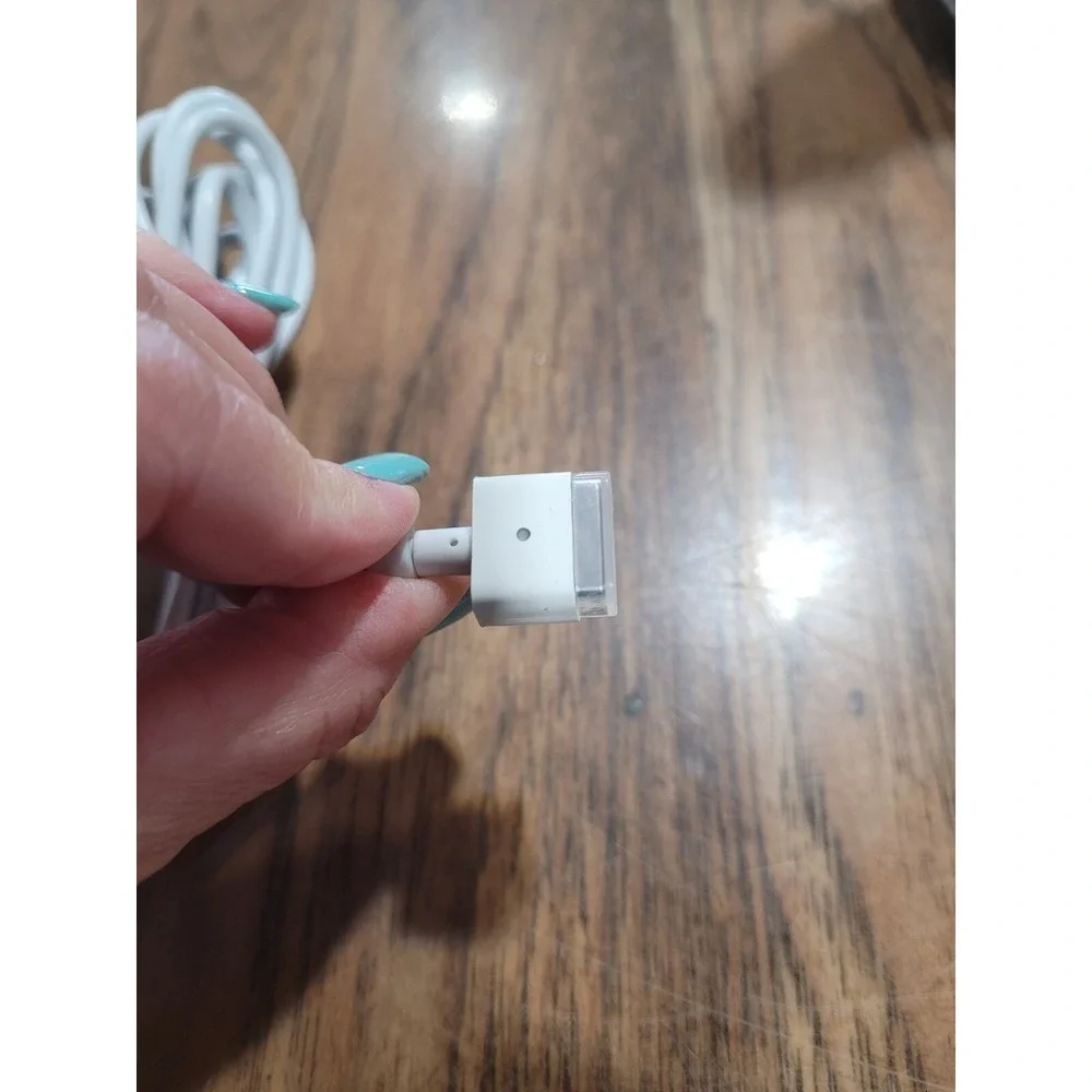 Replacement AC Adapter 60W MODEL A1184 Compatible with Apple MacBook